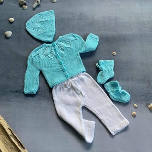 0-3 months old Hand knitted cotton baby Artic and Snow Girl Outfit + Bonus Headband!