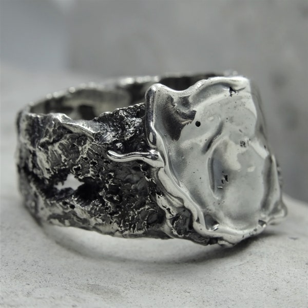 MAKER'S MARK ring-unusual ring with a unique texture of molten and stone.Extra-wide ring. As a birthday present.
