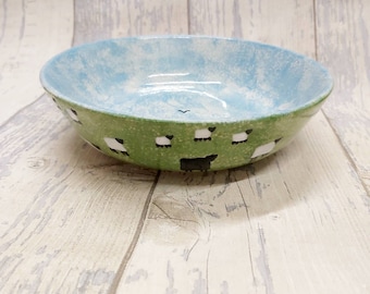 Sheep pasta bowl: Scottish Farmhouse Kitchen Decor.  Country House.