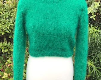 Hand knitted mohair cropped jumper. Size 8/10. Green