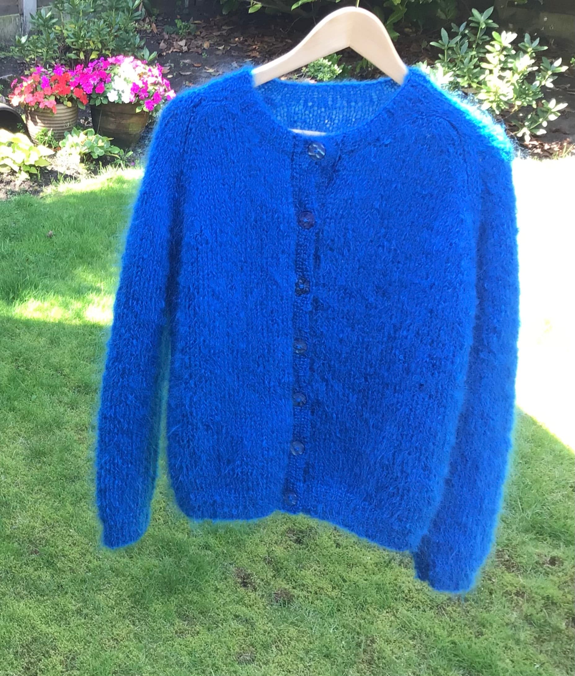 Royal blue cardigan clearance ladies