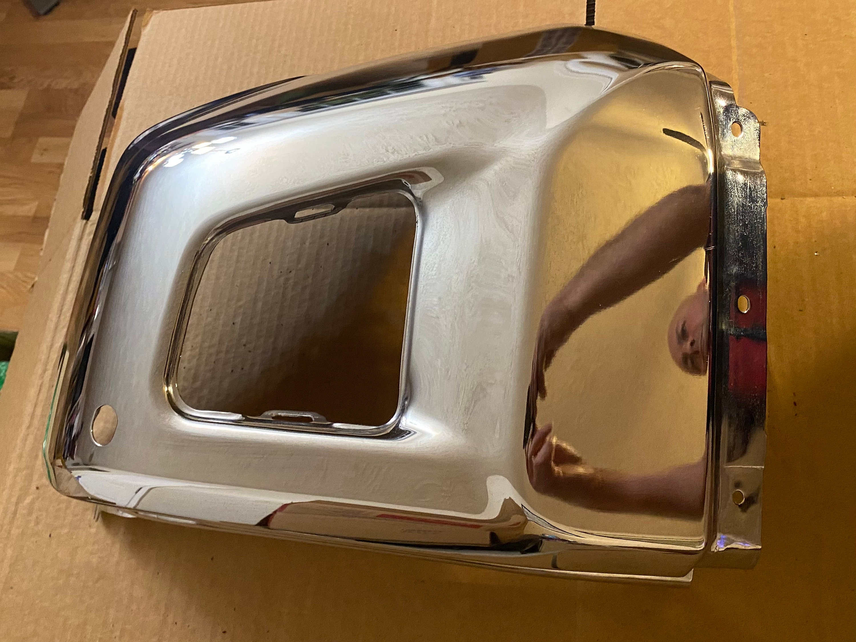 For 2014-2018 Toyota Tundra Front Bumper End Cap Cover (Passenger Side Right)