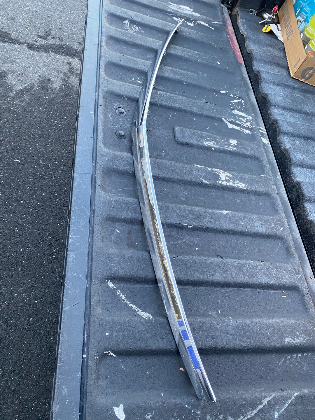 20062011 Cadillac DTS Hood Trim Molding Etsy