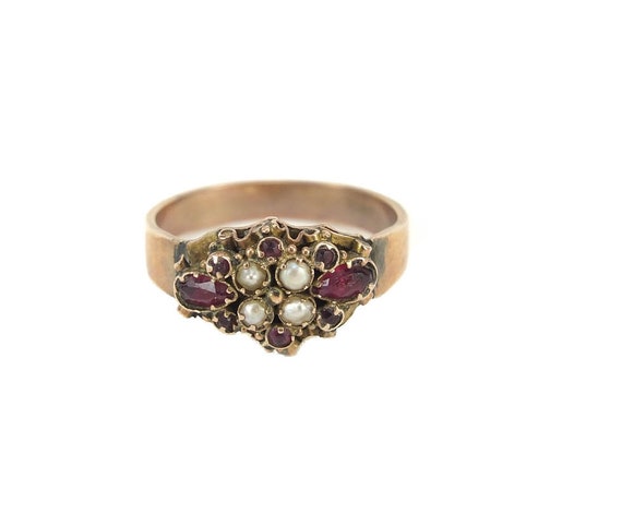 Antique Victorian Gold Garnet Seed Pearls Ring