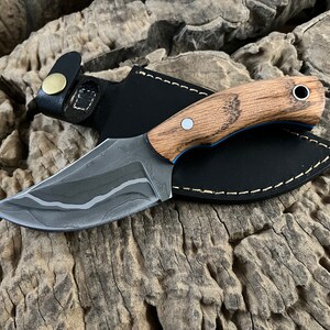 Custom Handmade Hunting Knife, Sanmai Steel Full Tang Knife With Sheath. QR.D34