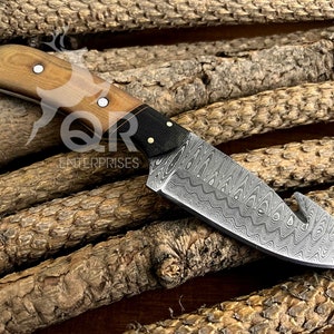 Custom Damascus Steel Gut Hook Knife: Micarta Handle, Bushcraft Skinner