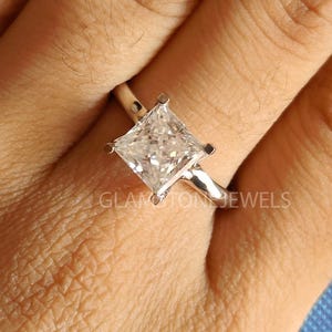 2.72 CT Princess Cut Moissanite Ring Solitaire Engagement Rings for Women Bridal Wedding Ring Promise Ring Comfort Ring Anniversary Gifts