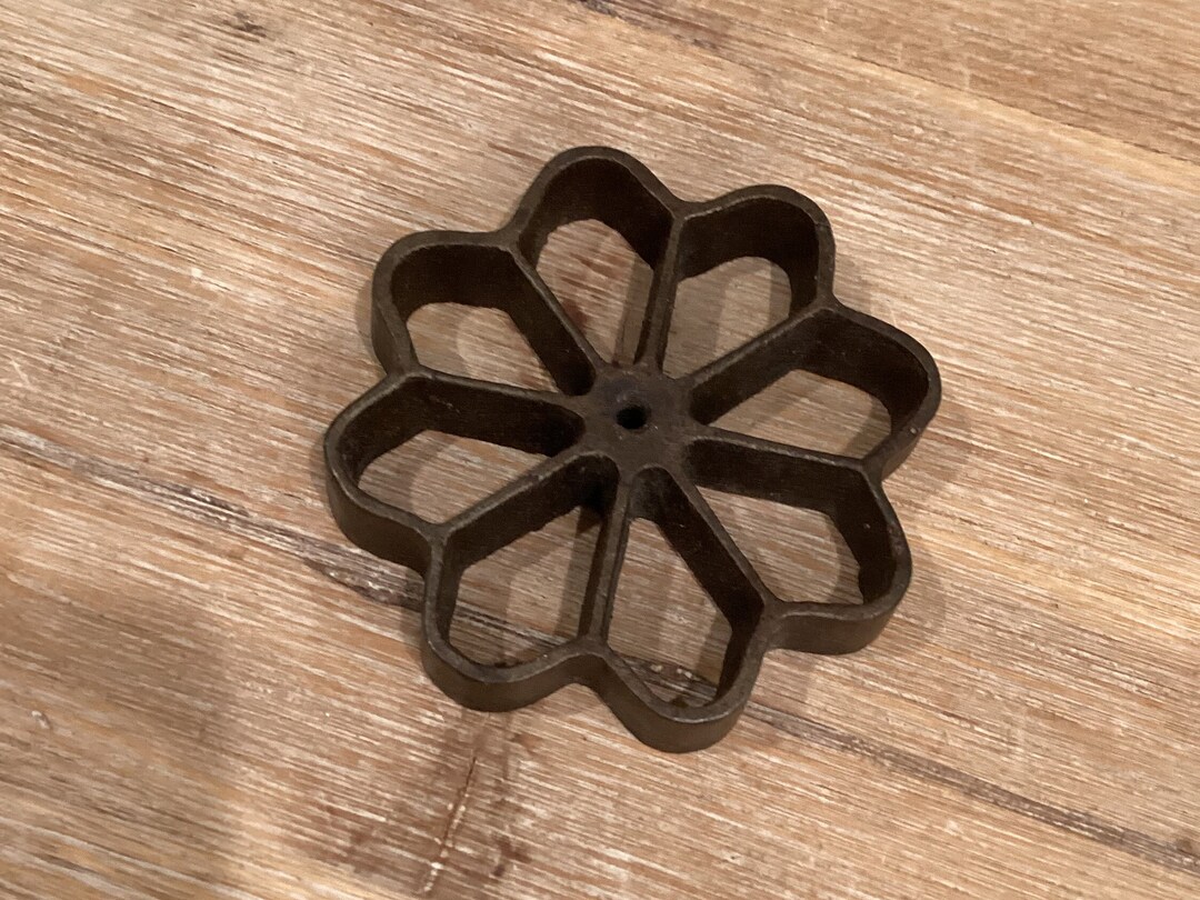 Vintage Cast Iron Rosette Cookie Mold Flower Shape Etsy