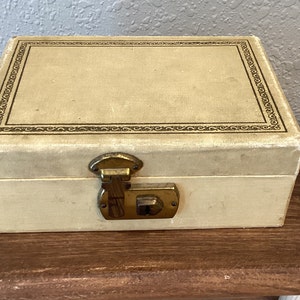 Vintage Jewelry Box