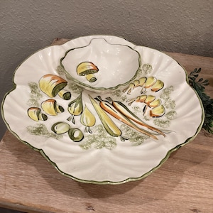 Vintage Los Angeles Pottery Appetizer / Chip / Veggie Platter with Attached Dip Bowl MCM