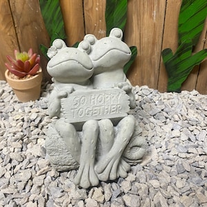 Happy frogs concrete statue