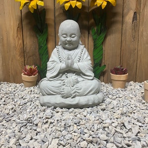 Buddha concrete statue