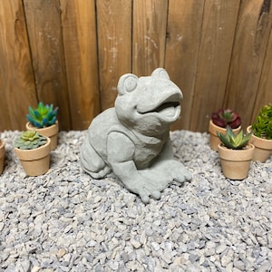 Happy frog statue, concrete handmade home decor, big eye frog / toad