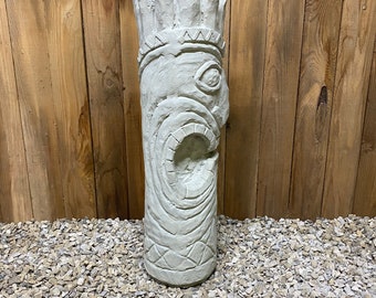 Tiki Totem Pole - Etsy Canada