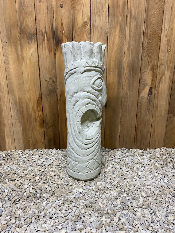 Tiki Totem Pole - Etsy Canada