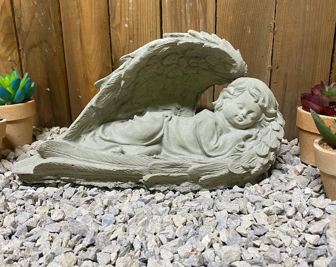 Angel in wings concrete memorial statue, indoor/ outdoor statue