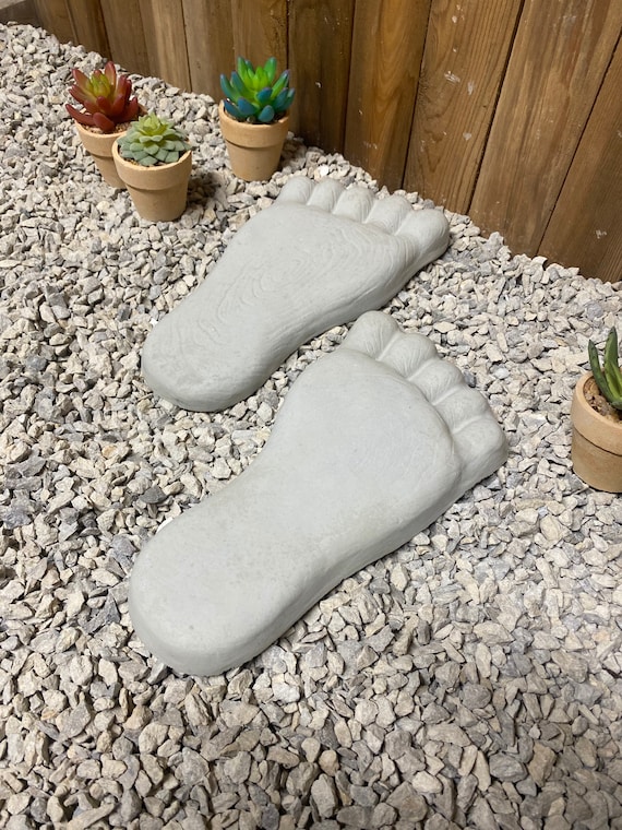 Bigfoot feet, Sasquatch steppingstones, Concretestatues, big feet concrete decor