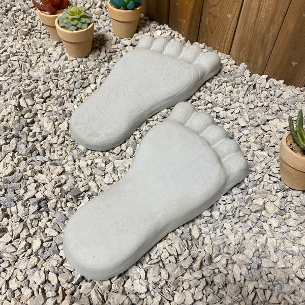 Bigfoot feet, Sasquatch steppingstones, Concretestatues, big feet concrete decor