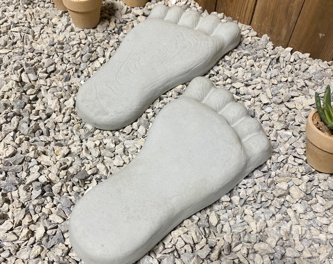 Bigfoot feet, Sasquatch steppingstones, Concretestatues, big feet concrete decor