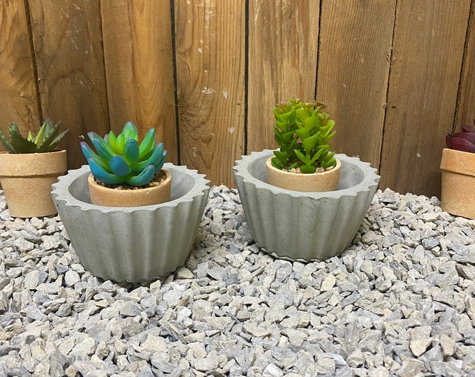 2 cupcake flower planters, concrete planter indoor/ outdoor