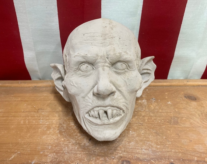 6” vampire head concrete statue