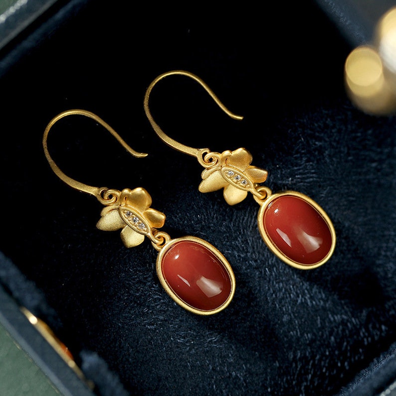 Natural White Jade Red Agate 925 Sterling Silver Gold Plating Earring