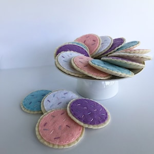Sugar Cookies|Iced Cookies|Felt Sugar Cookie|Felt Cookie|Felt Food|Play Food|Pretend Food|Kids Play Food|Pretend Play|Play Kitchen|Dessert