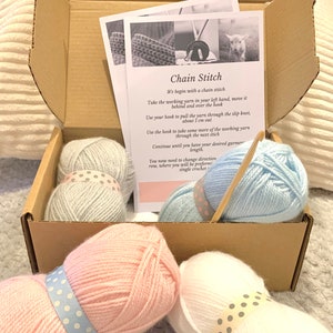 Crochet Kit, Crochet Kit for Beginners, Learn to Crochet, DIY, Crochet Gift Box, Craft Kit, Kids Crochet Kit, Craft Kit