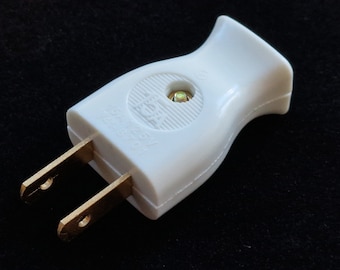 American Plug, 2 pin, rewireable, white