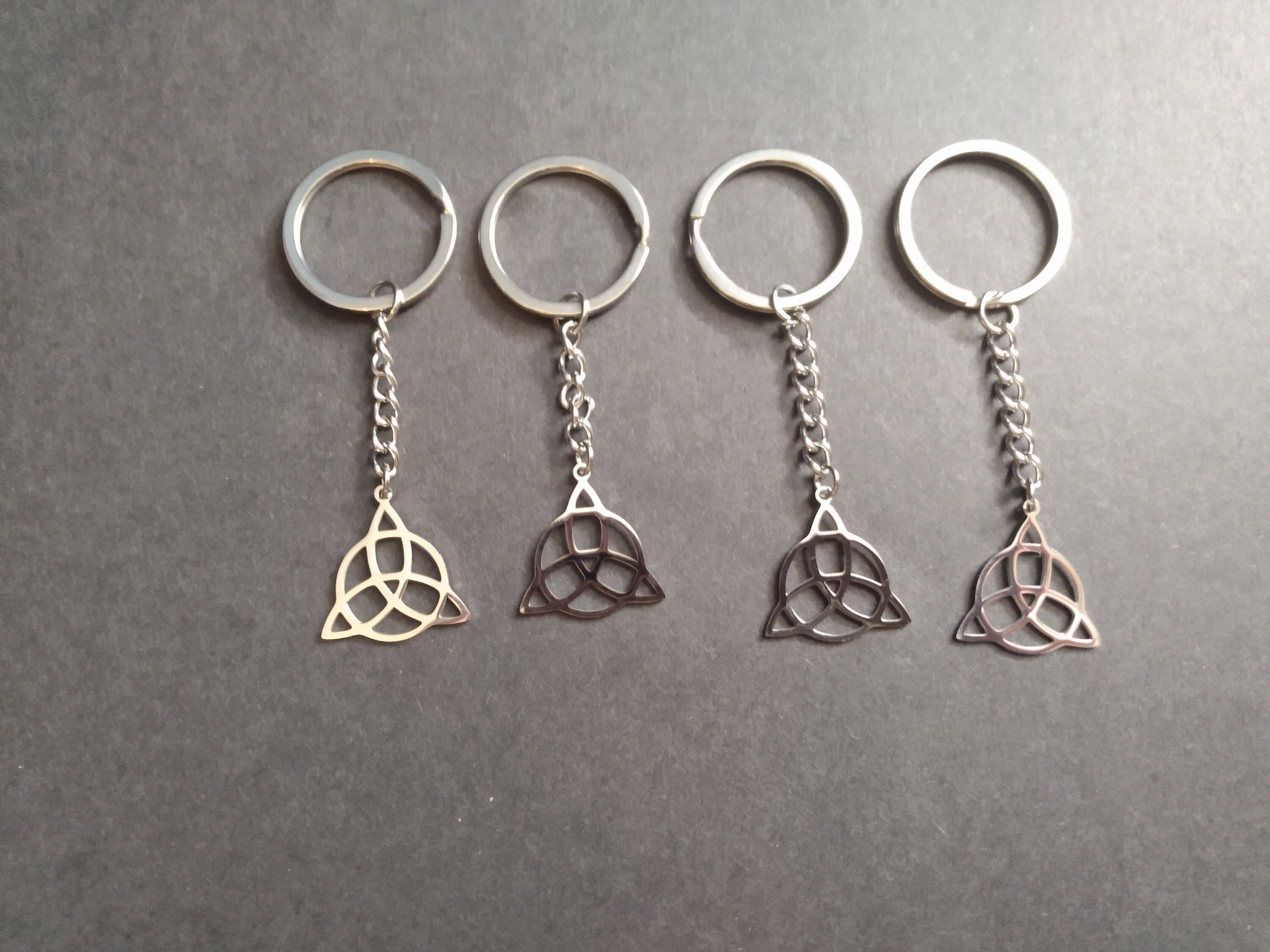 Chaveiro inoxidável pagão wiccan knudo de bruja