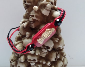 Santa Muerte czerwona i czarna odwracalna regulowana bransoletka pulsera
