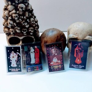Santa Muerte laminierte Gebetskarte 1,5x3 zoll