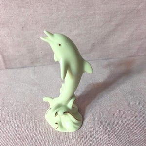 Lenox Ivory China Dolphin Figurine: Gold Accents, 4&quot;
