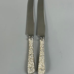 2 Kirk Stieff Repousse Place Knives