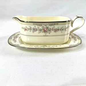 ノリタケ 9729 シェナンドー ヴィンテージ クリーム＆フローラル Shenandoah (9729) by Noritake China – J. P. Faddoul Company