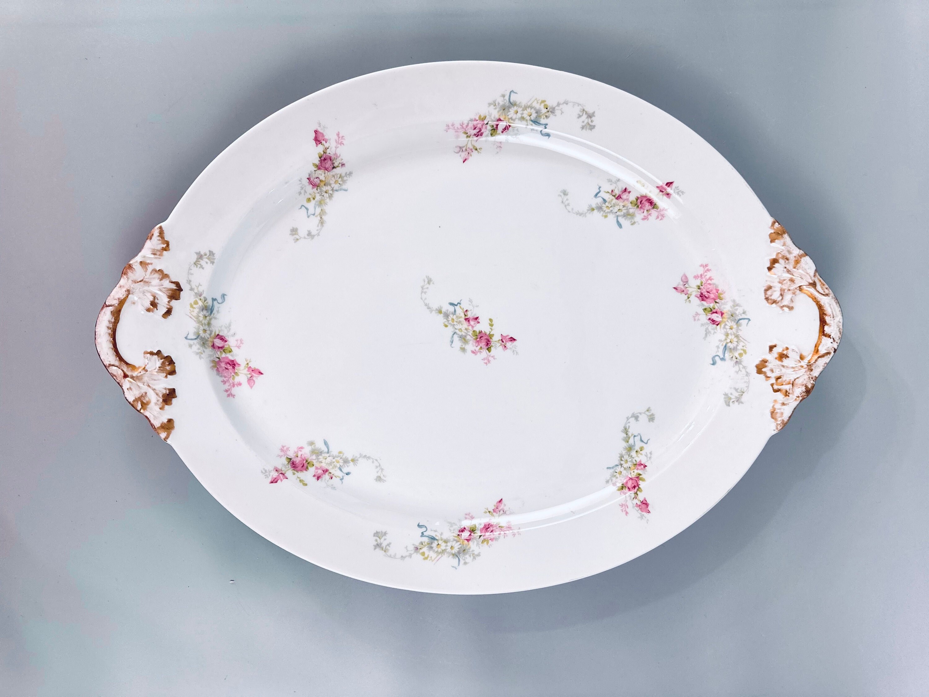 Wm Guerin & Co Limoges 花柄金縁陶磁器皿2枚セット Wm Guerin & Co Limoges 花柄金縁陶磁器皿2枚セット