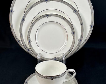 Wedgwood Amherst 5 Piece Place Setting