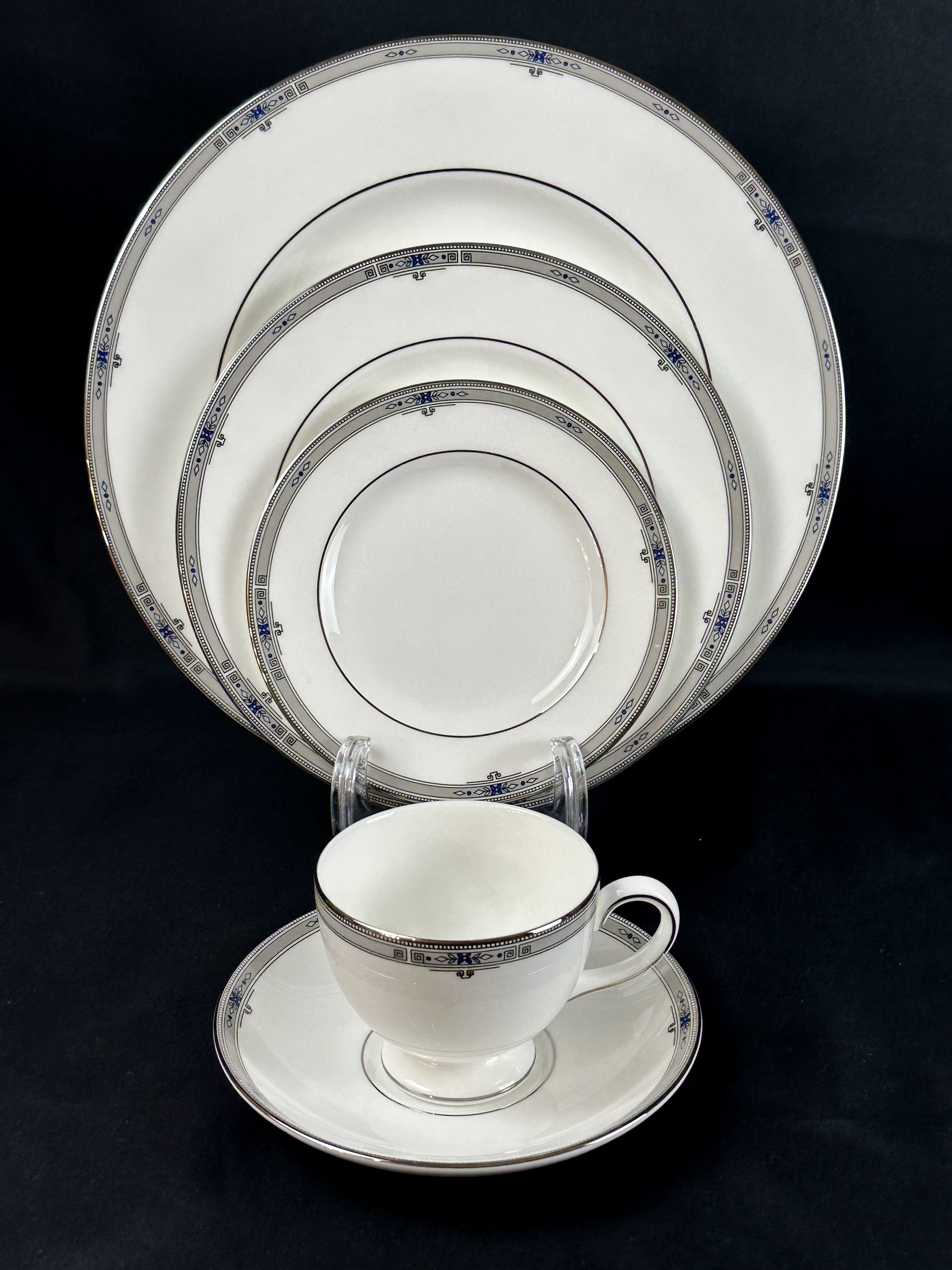 Wedgwood Amherst 5 Piece Place Setting Etsy