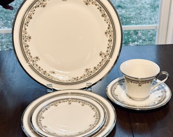Vintage Lenox Lace Point China: 5-piece Place Setting - Etsy