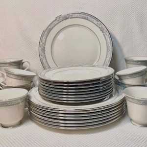 Lenox Charleston China Set for 8