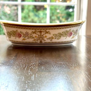 Lenox Castle Garden Oval Serving Bowl