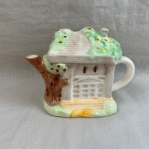 Vintage Treehouse Collectible Teapot