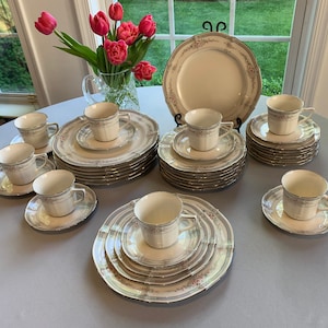 Noritake Rothschild 8 Place Settings