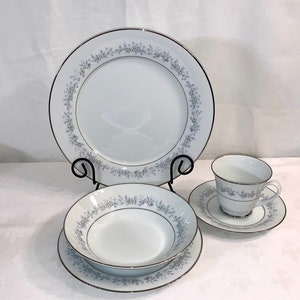 Noritake Marywood Place Setting