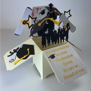 Remise des diplômes, carte dans une boîte pop-up, carte dans une boîte, personnalisée, unique, fait main, étudiant, fier, finissants, diplôme, diplôme, panneau de mortier, robe,