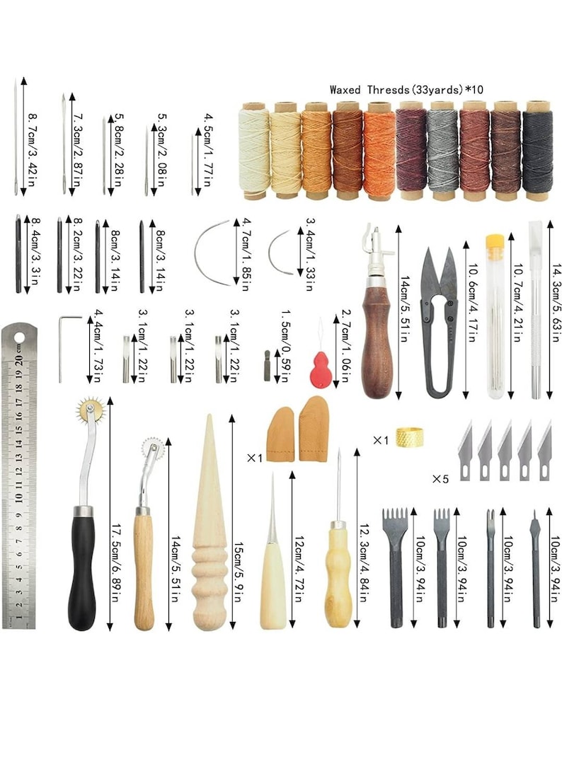 K&ouml;nnte beinhalten: Lederhandwerk-Werkzeuge und -Zubeh&ouml;r-Set mit 10 Spulen gewachstem Garn, Ahle, Nadeln, einem Lineal, einem N&auml;hpferdchen, einem N&auml;hrad, einem Stechwerkzeug, einem N&auml;hfaden-Entferner und einer Schere.