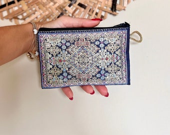 Small coin purse,Fabric Coin purse,Compact coin purse made of durable Fabric,Handmade Boho Pouch,Cute Coin Bag,Travel Coin purse,Gift Wallet