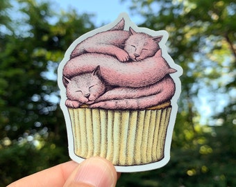 Autocollant en vinyle Cat Cupcake, illustration à la plume et à l’encre, art drôle d’animal et de nature