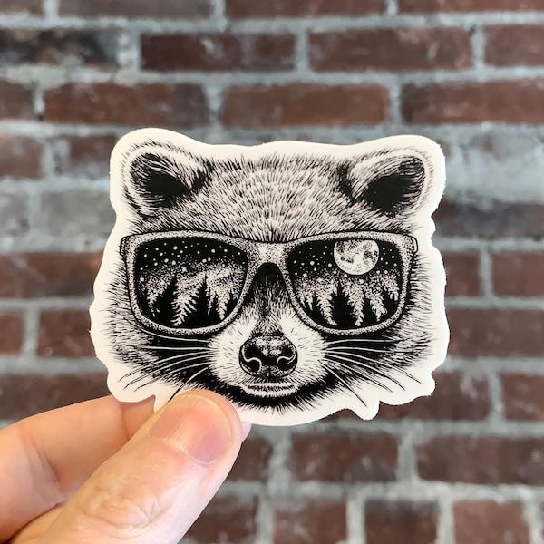 Waschbär Sonnenbrille Vinyl Aufkleber, Tusche Illustration, Lustige Tier und Natur Kunst, Mond