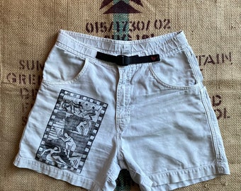 Hand-printed Vintage Women’s Medium White Grammici Shorts